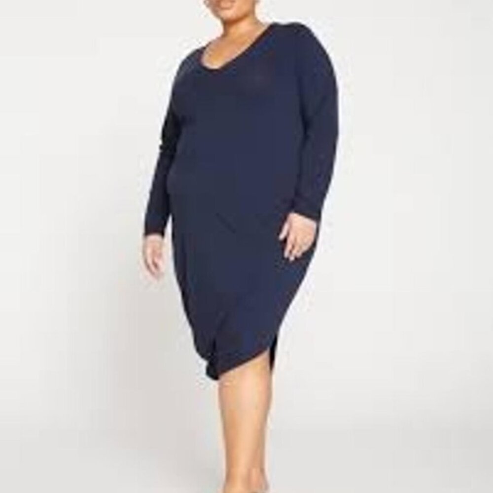 Universal Standard Iconic Geneva Dress - Long sleeve V Neck